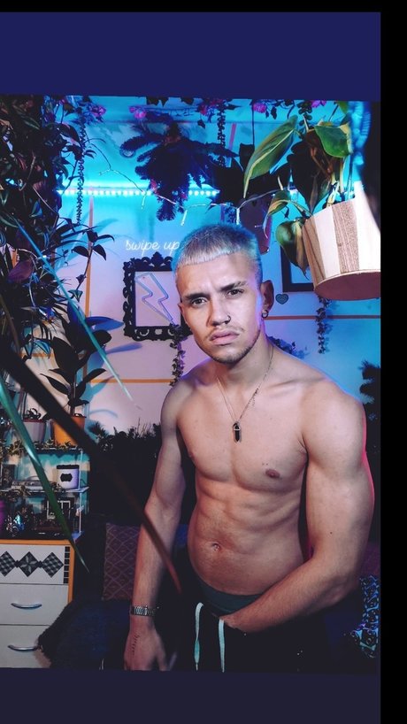 Onyx Lorenzo pornstar top galleries