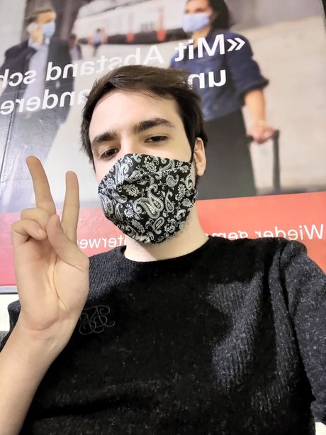 mirror selfie onlyfans hot nude pic