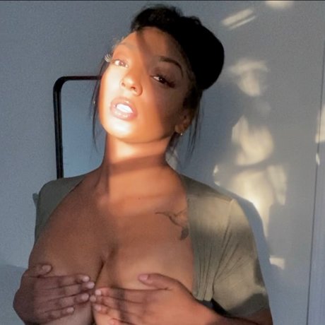 Only Tiffany pretty pornstar img