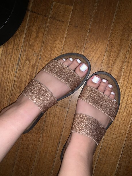 Paola Herrera naked model photos