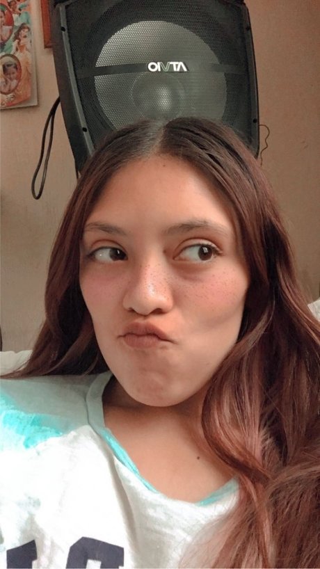 Paola Rosales star high quality img