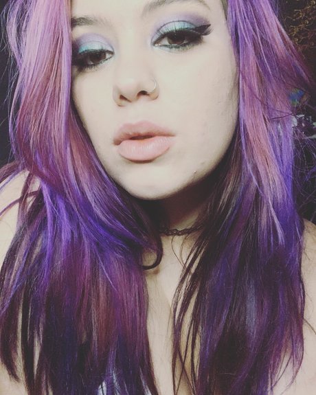 Ashlinn Rose star exclusive photo