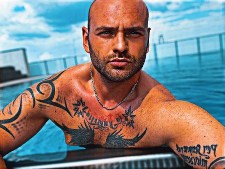 Aron pornstar nudes photos