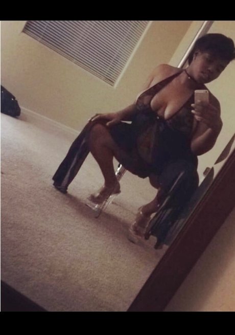 Essence_ pornstar pretty pic