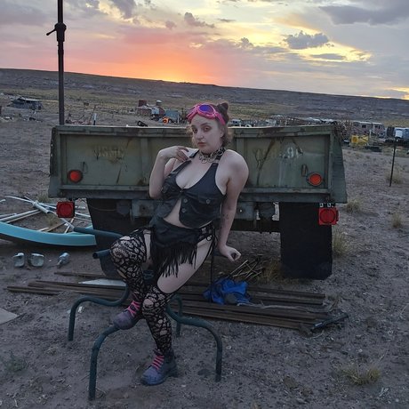 Grease Nymph free star galleries