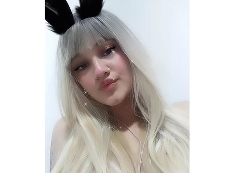 Paola Prada erotic model gallery