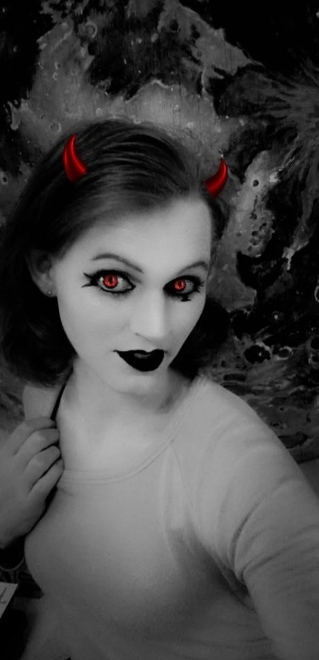 Pandora Scarlett star sexy img