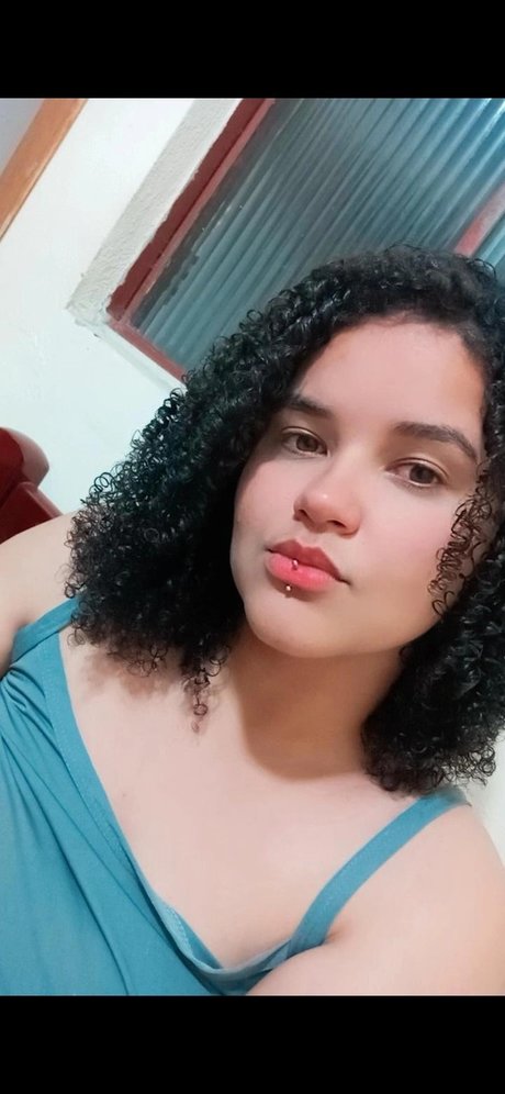 Aleh_ erotic actress photo