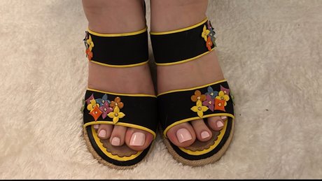 Summer Hills erotic pornstar picture