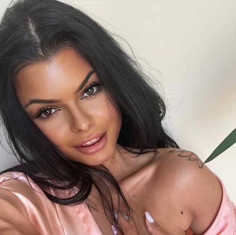 huge cock shemale onlyfans porno archive