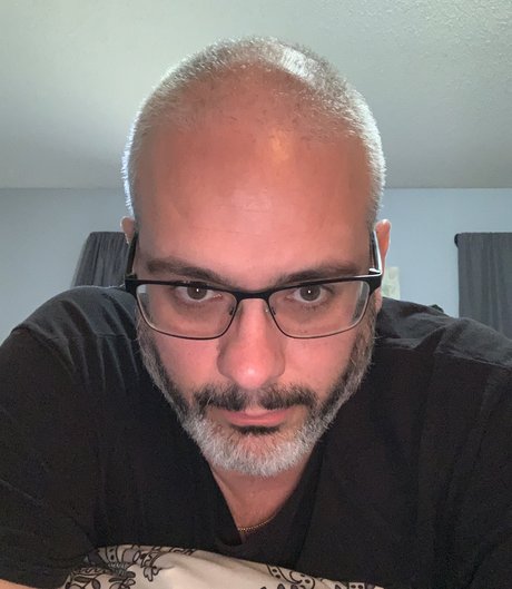 MisterZ star adult pic