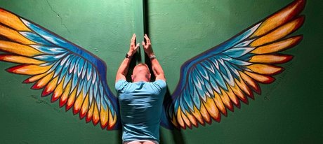 Daddy Deluxxx star art image