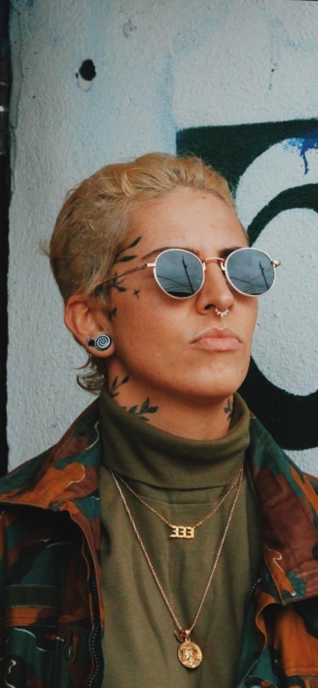 Brit tani G_ pretty model picture