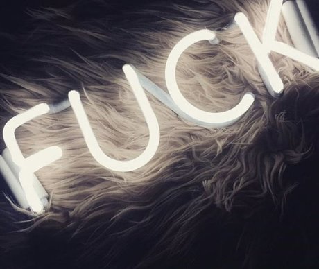 Mandi Love model free pictures