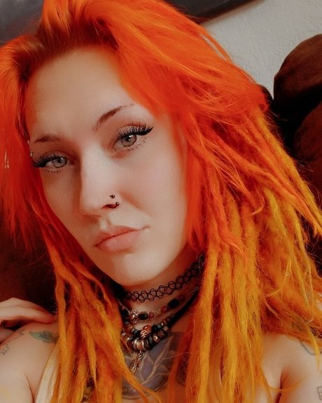 LeeAndra hd actress pic