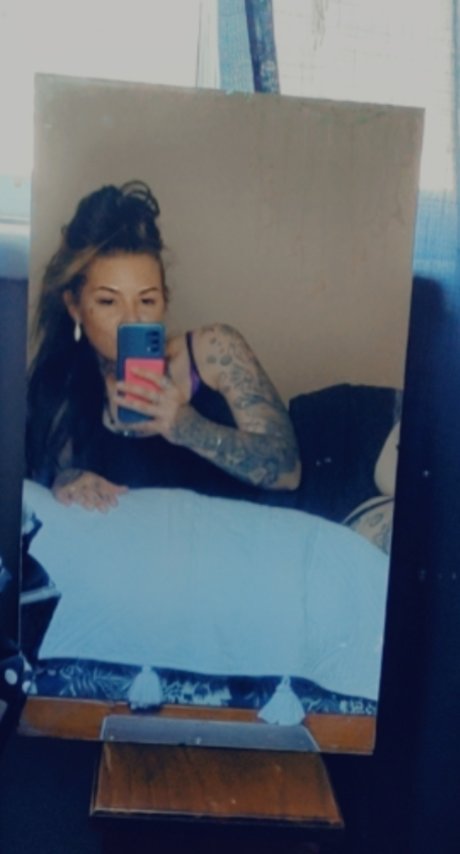 Hayley Star erotic actress photo