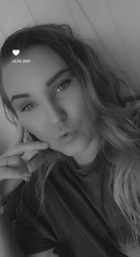 Phoenix Banks star high quality pictures