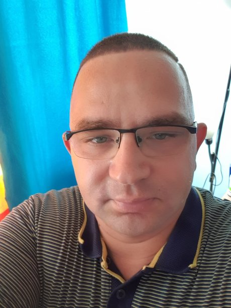 Petike1984 model porn gallery