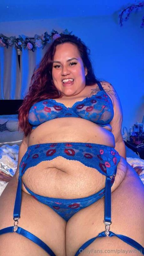 _Cock Whispering Hotwife JJ BBW Big Tits star pornographic image