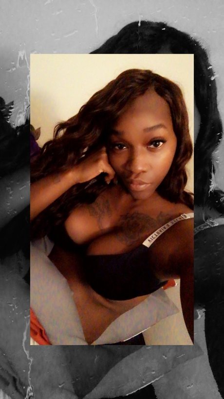 Bald and chocolate exclusive actress photo