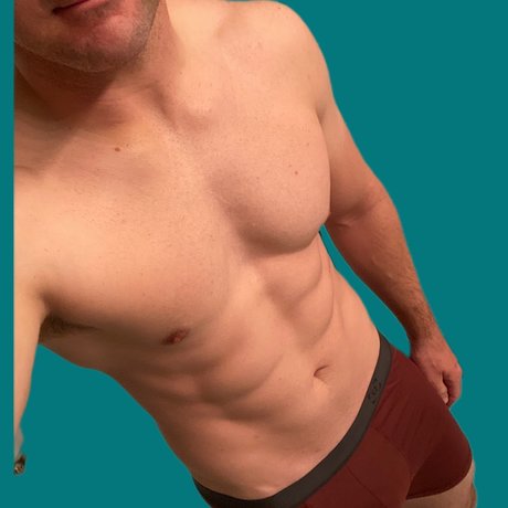 Travis W FREE star sex photos