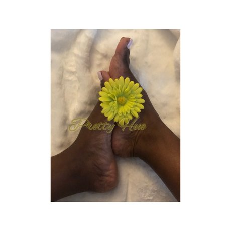 1PrettyHue hd model pic