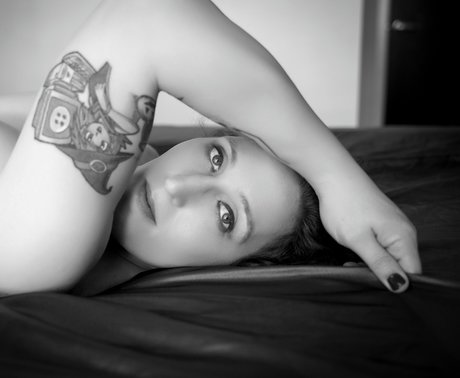 Post op Trans Cutie sex star photo