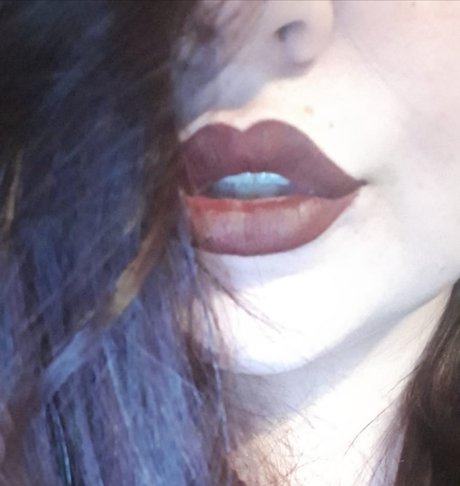 Poppy Black nice pornstar archive