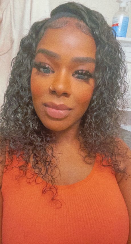 Azariyah sexy model photos