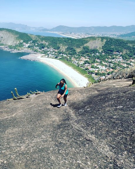 Polly JV hot star image