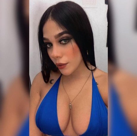 POLLY nudes actress pic