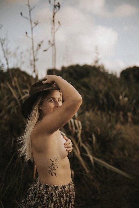 Poison Ivy_ star beautiful picture