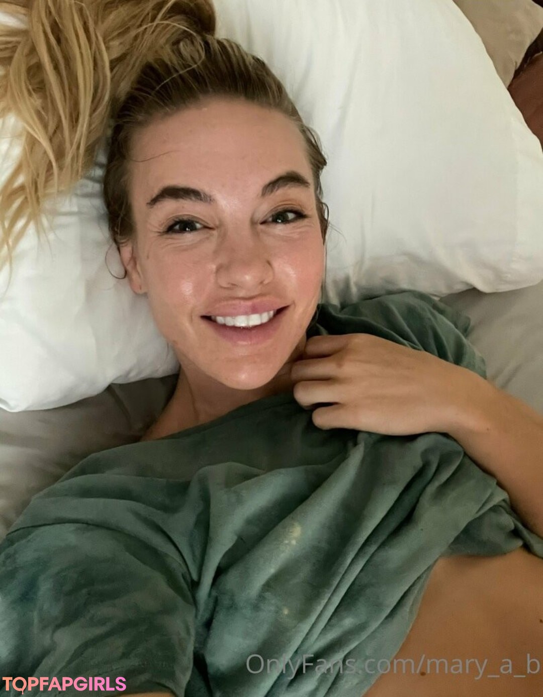 mary a b nudes model photo