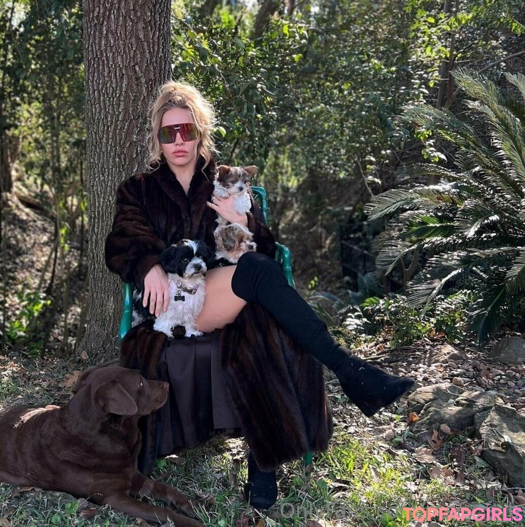 mary a b beautiful pornstar image