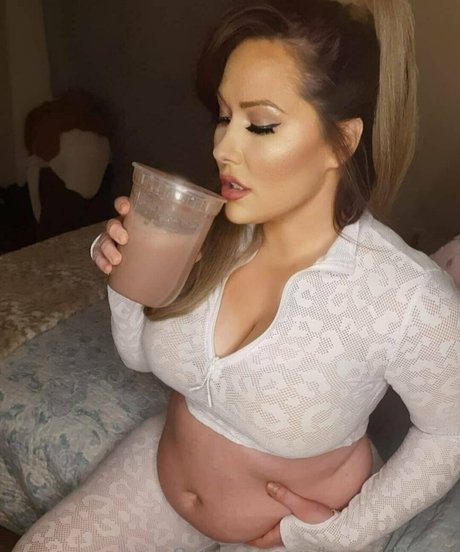 thick ass onlyfans free nude images