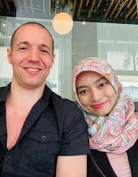 flat chested onlyfans nice gallery