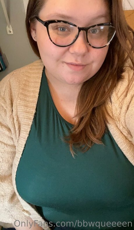 freckles onlyfans exclusive photo