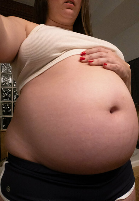 potbellywife free actress gallery