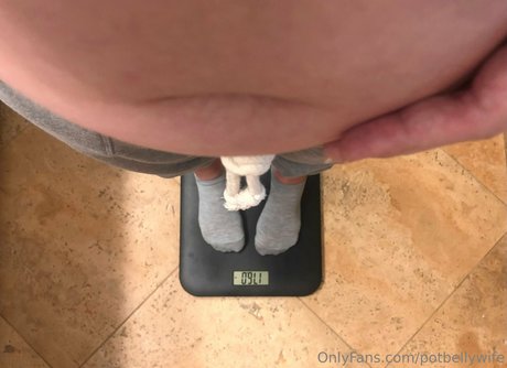 potbellywife pornstar sex images