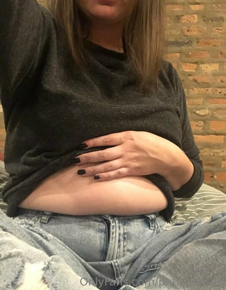 potbellywife model hot archive