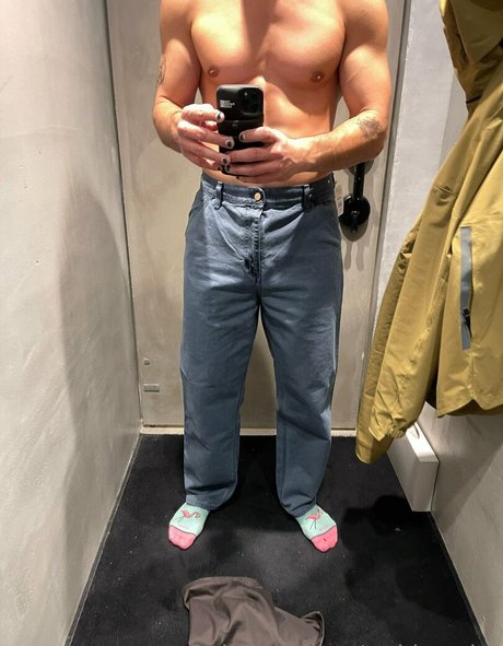 toddysmith adult model photo