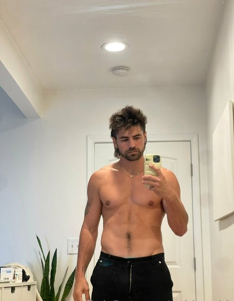 shemale outdoor onlyfans best gallery