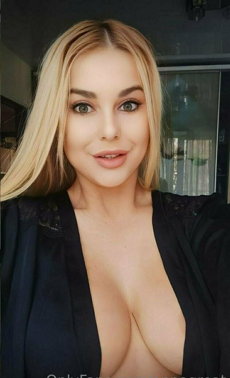 annagreat art model galleries