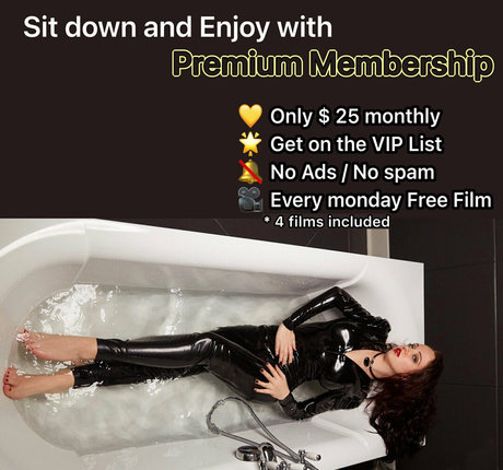 onlinefemdom star erotic picture