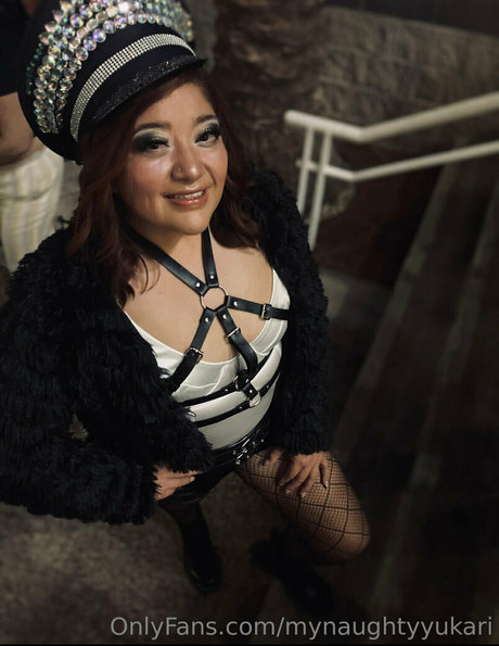 mynaughtyyukari naked pornstar pics