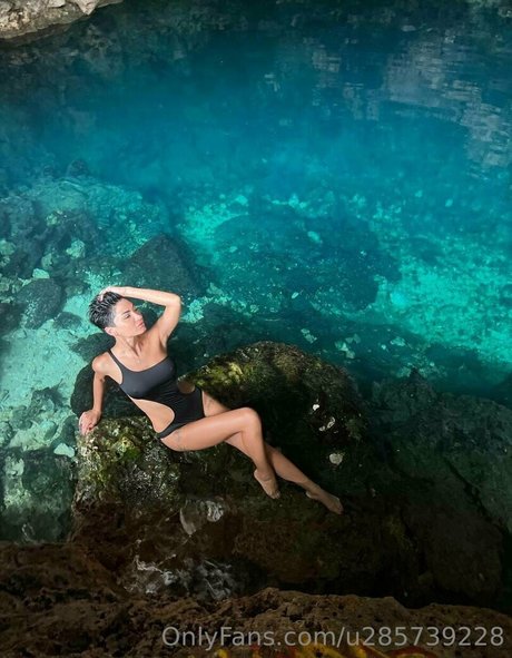 thebaddest m0mmy high quality actress photos