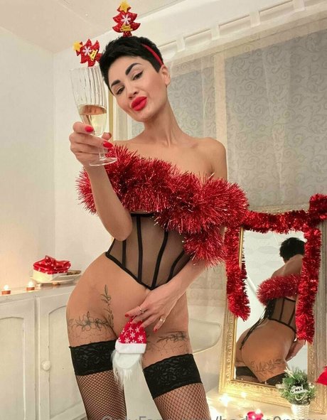 thebaddest m0mmy porn model pics