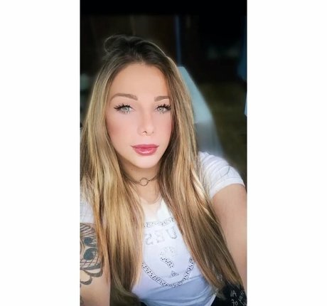 Gabriela Lori star nude photos