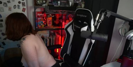 deep onlyfans naked picture