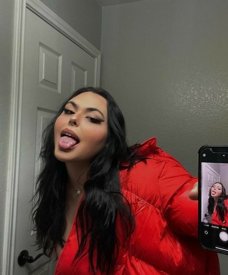 Julitka pretty star pic